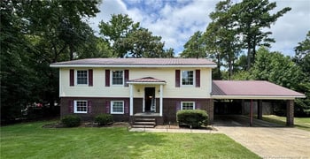 7067 Darnell St, Fayetteville, NC 28314