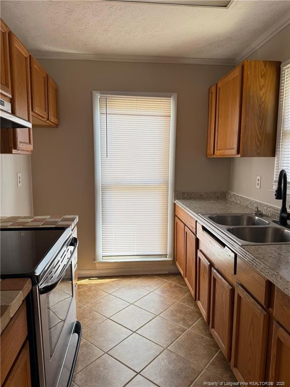 7069 Candlewood Dr, Fayetteville, NC 28314