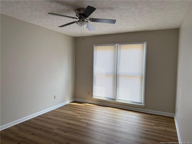 7069 Candlewood Dr, Fayetteville, NC 28314