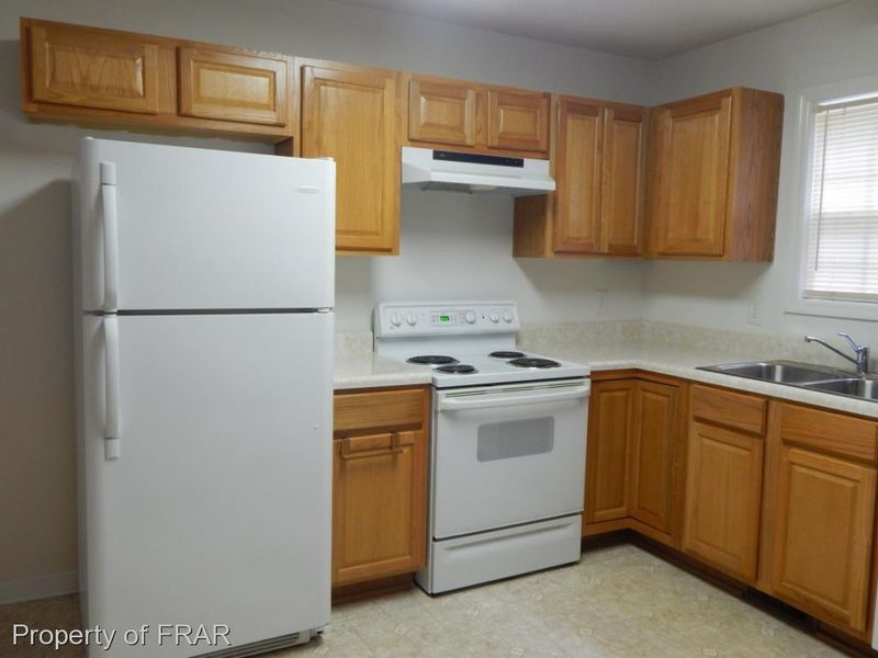 7069 Oak Rd, Sanford, NC 27332