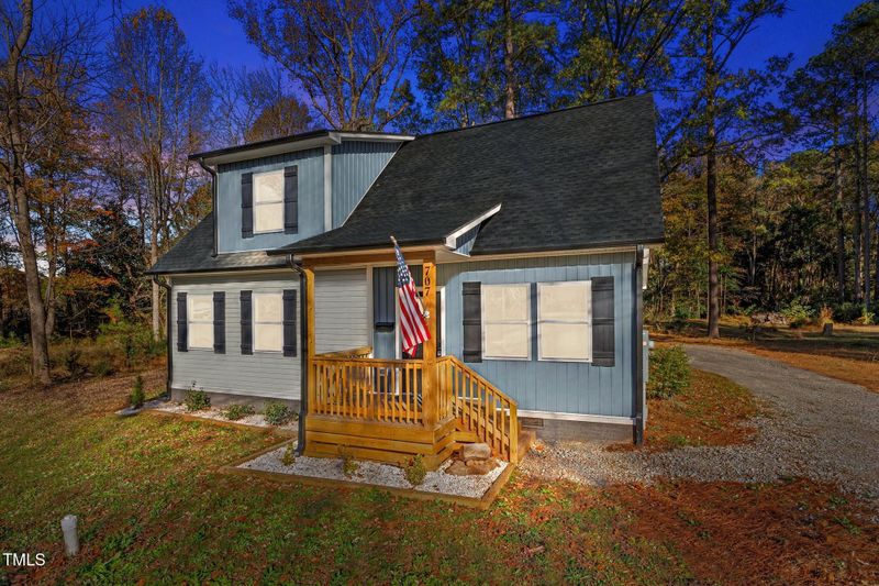 707 S 3rd St, Sanford, NC 27330