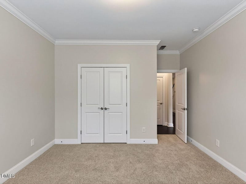 707 Chelsea Grove Dr, Cary, NC 27519