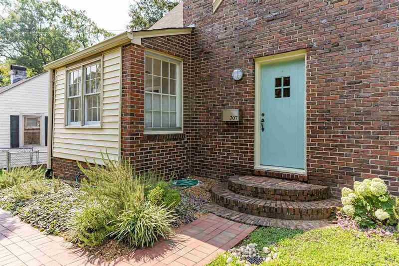 707 W Club Blvd, Durham, NC 27701