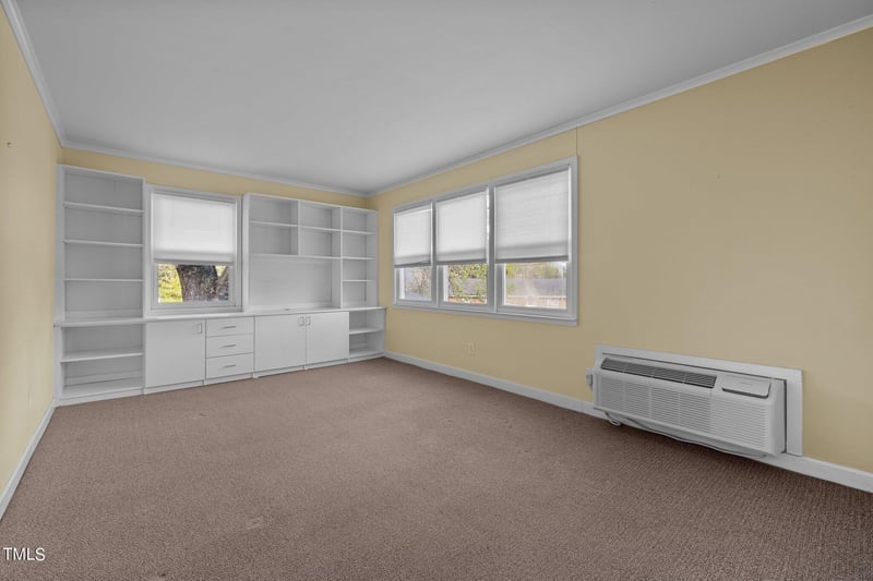707 Daniels St #B, Raleigh, NC 27601