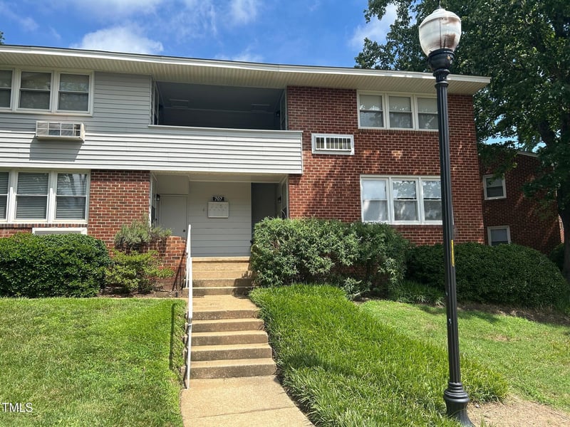 707 Daniels St #B, Raleigh, NC 27605