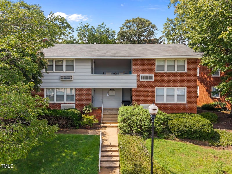 707 Daniels St #B, Raleigh, NC 27605