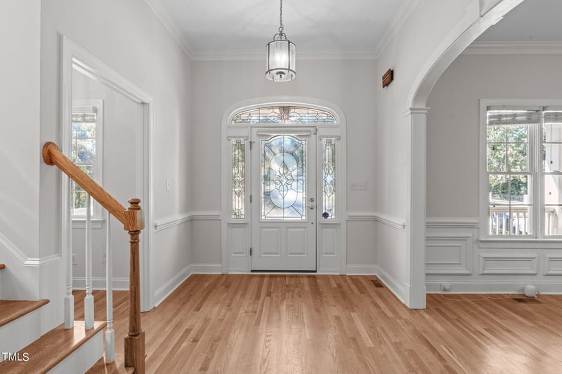 707 Dominion Hill Dr, Cary, NC 27519