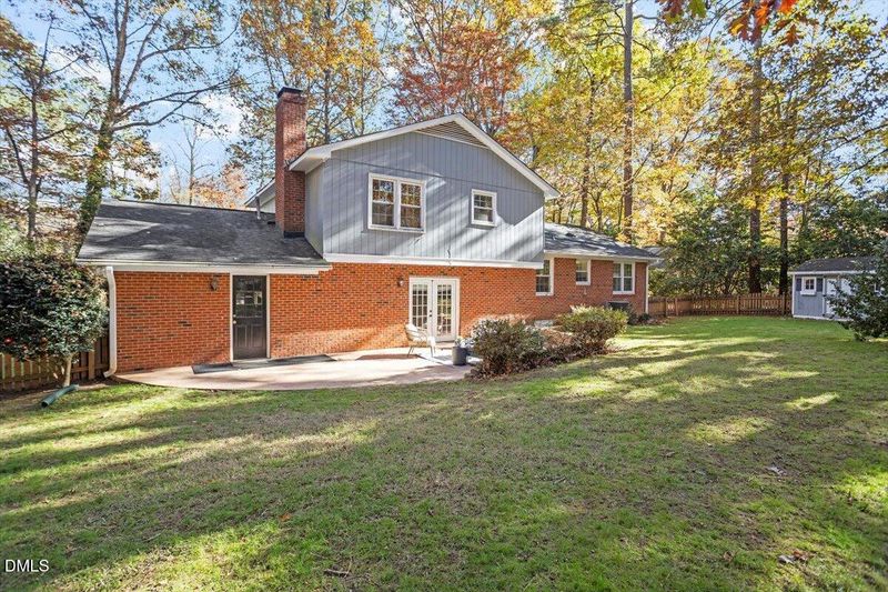 707 Estes Ct, Cary, NC 27511