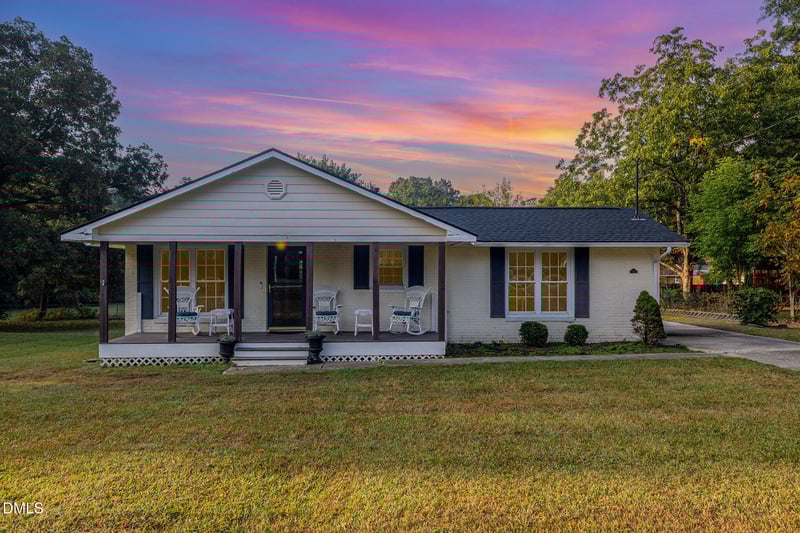 707 Forest Dr, Garner, NC 27529