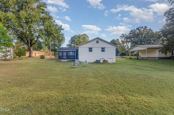 707 Forest Dr, Garner, NC 27529