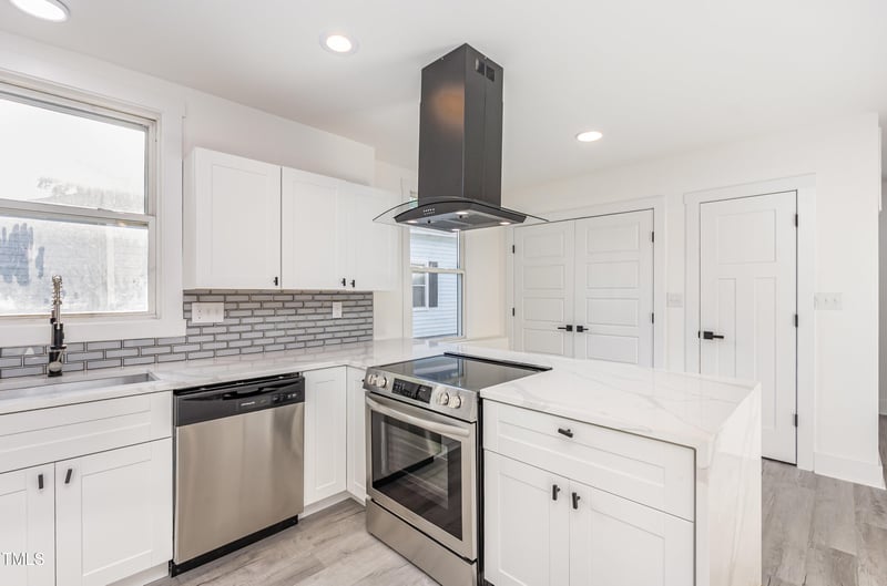 707 Gray Ave, Durham, NC 27701