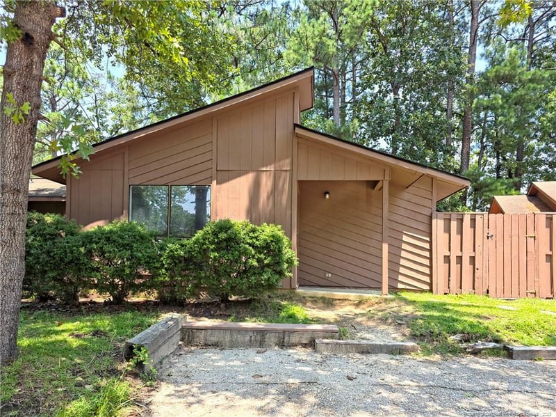 707 Hedgelawn Way, Fayetteville, NC 28311