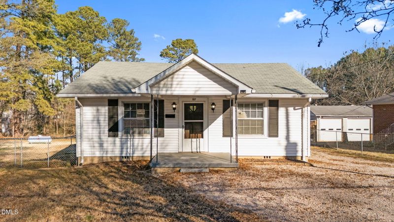 707 E Mason St, Franklinton, NC 27525