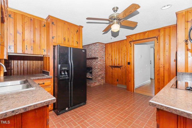 707 Morris Cir, Dunn, NC 28334