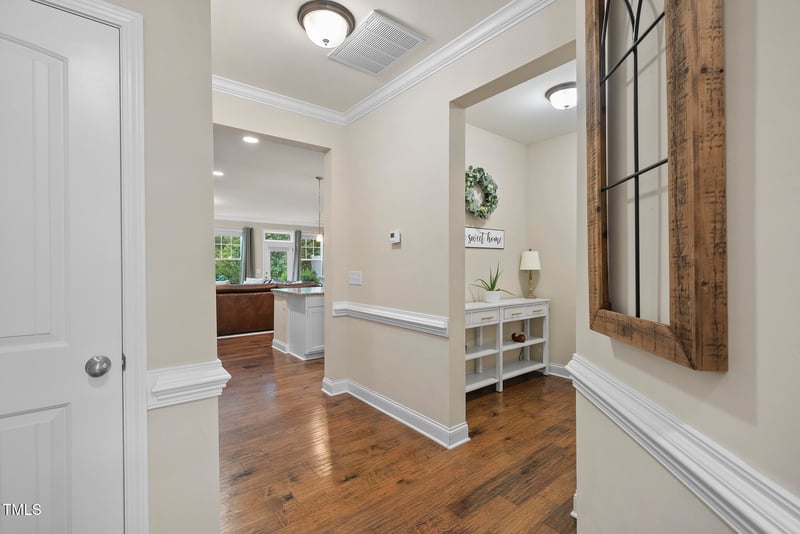 707 Newlyn Dr, Raleigh, NC 27606