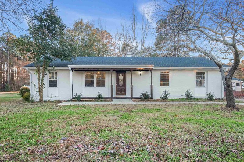 707 Pond St, Clayton, NC 27520