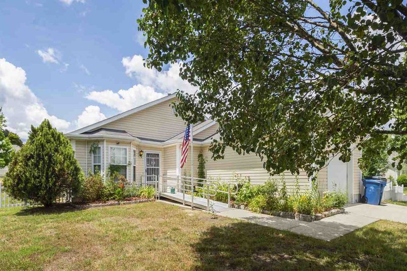 707 Quartz Dr, Durham, NC 27703