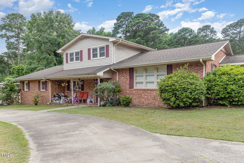 707 Ridge Dr, Goldsboro, NC 27530