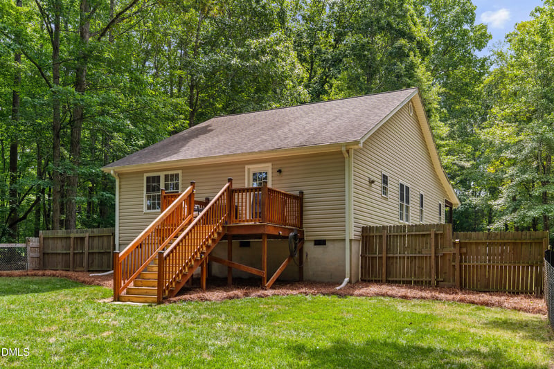 707 Rock Hill Ln, Mebane, NC 27302