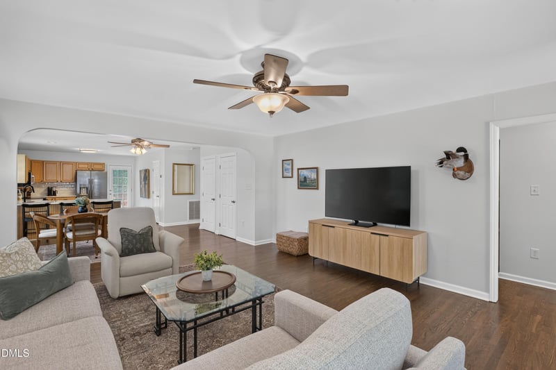707 Rock Hill Ln, Mebane, NC 27302
