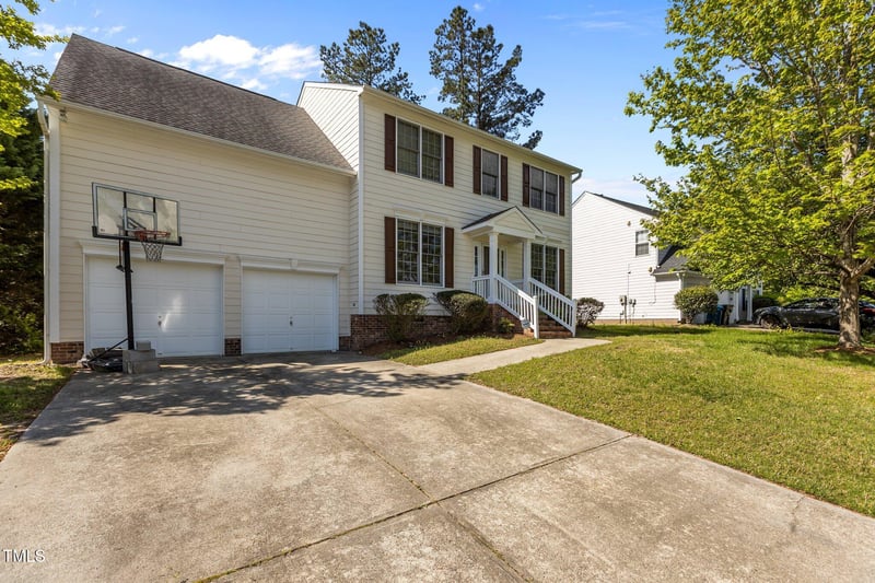 707 Southshore Pw, Durham, NC 27703