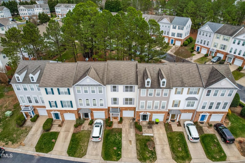 707 Sutter Gate Ln, Morrisville, NC 27560