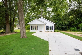 707 Wilson Ave, Dunn, NC 28334