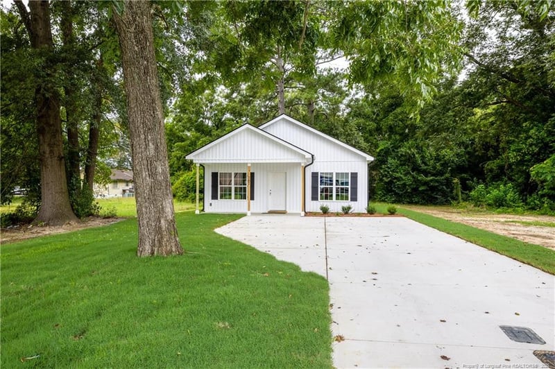 707 Wilson Ave, Dunn, NC 28334