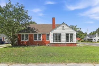 708 3rd St, Smithfield, NC 27577