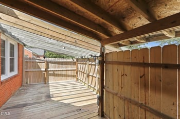 708 S 3rd St, Smithfield, NC 27577
