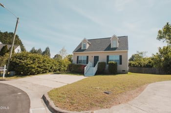 708 Aladdin Cir, Apex, NC 27502