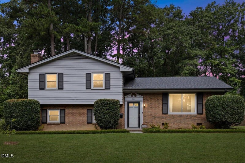 708 Austin Ave, Cary, NC 27511