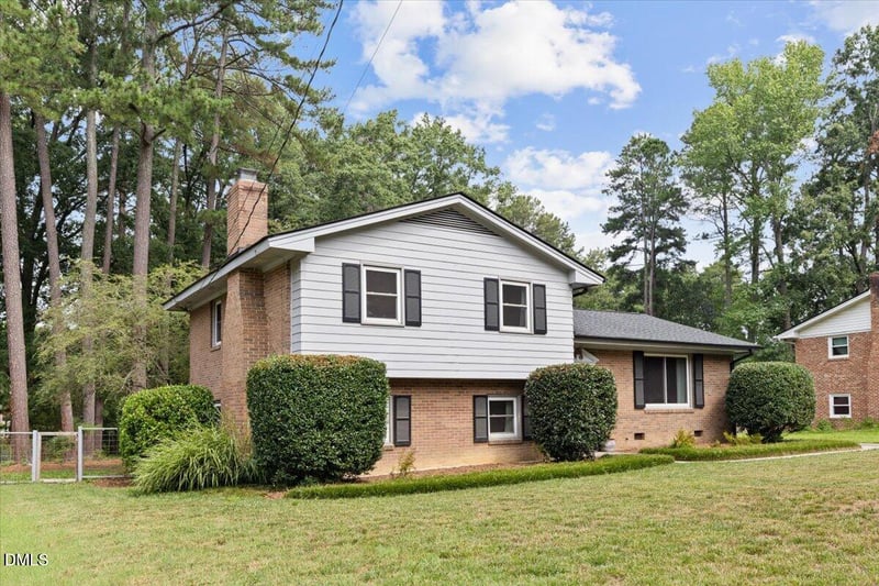 708 Austin Ave, Cary, NC 27511