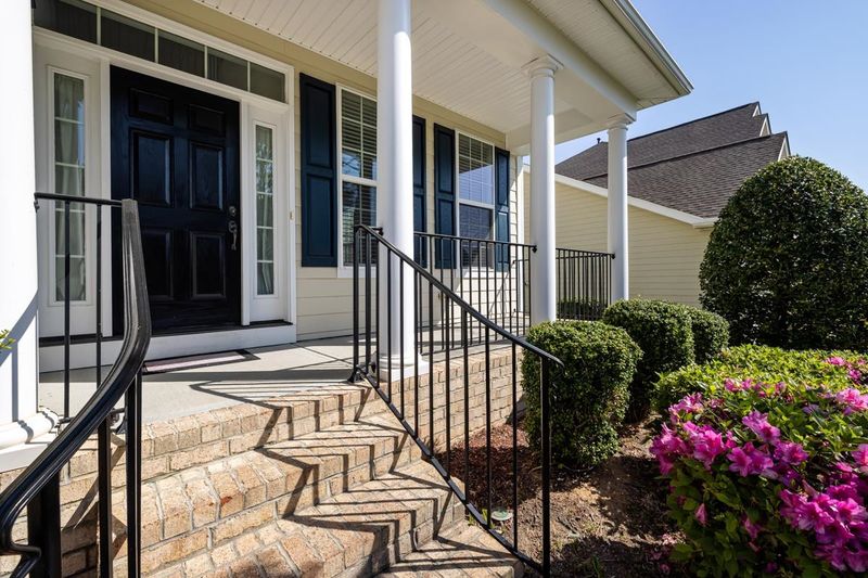 708 Bend Dr, Durham, NC 27713
