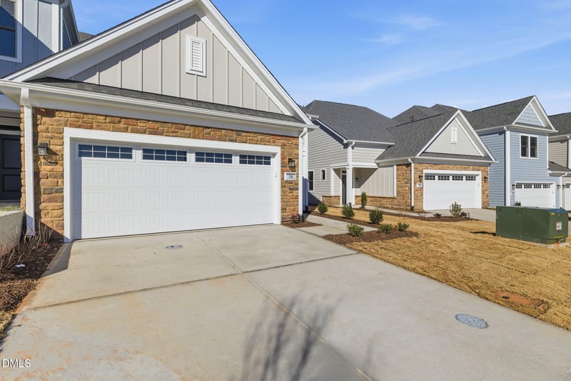 708 Blackpool Dr, Durham, NC 27703