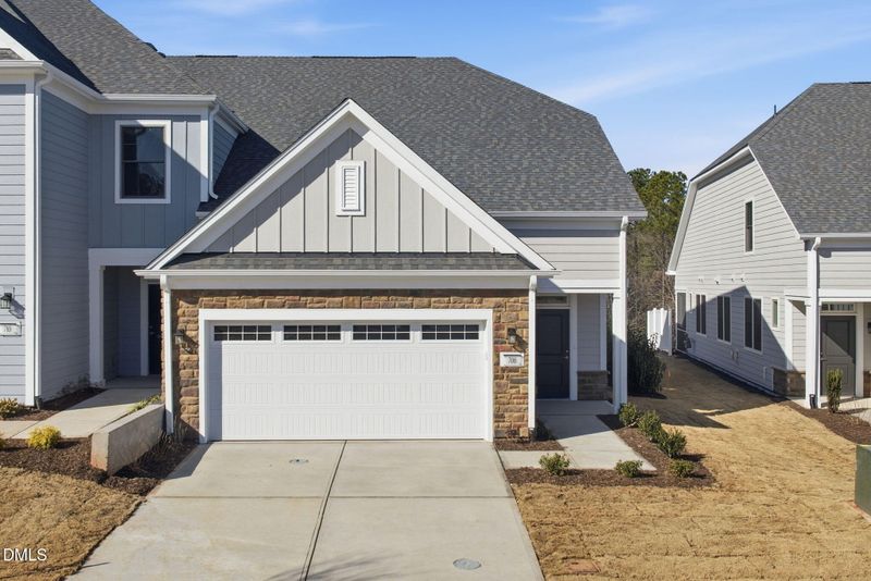 708 Blackpool Dr, Durham, NC 27703