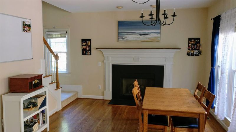 708 Bonhurst Dr, Holly Springs, NC 27540