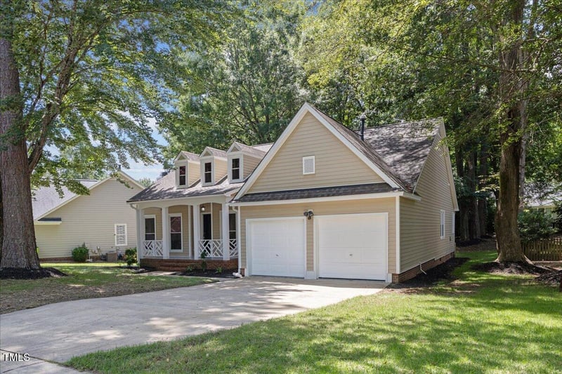 708 Clay Hill Dr, Knightdale, NC 27545
