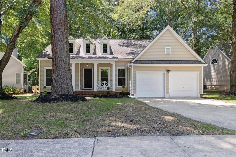 708 Clay Hill Dr, Knightdale, NC 27545