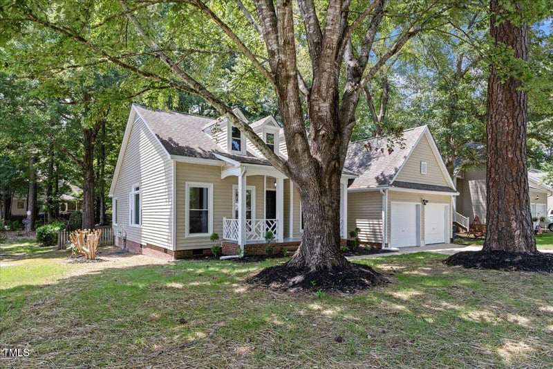 708 Clay Hill Dr, Knightdale, NC 27545