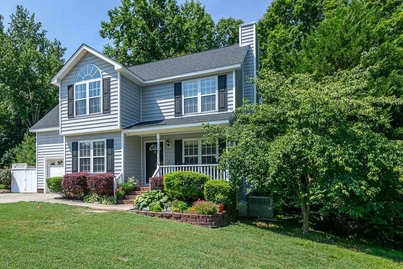 708 Comphrey Ct, Wake Forest, NC 27587