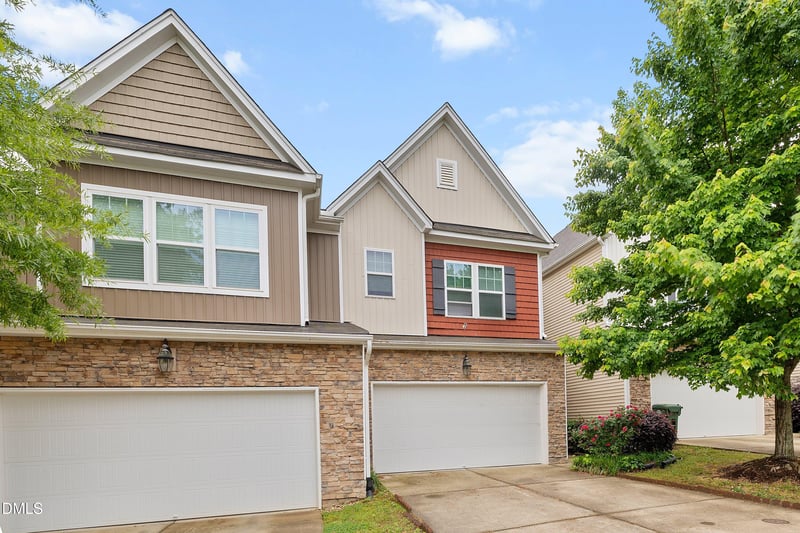 708 Ennis Creek Ln, Cary, NC 27513