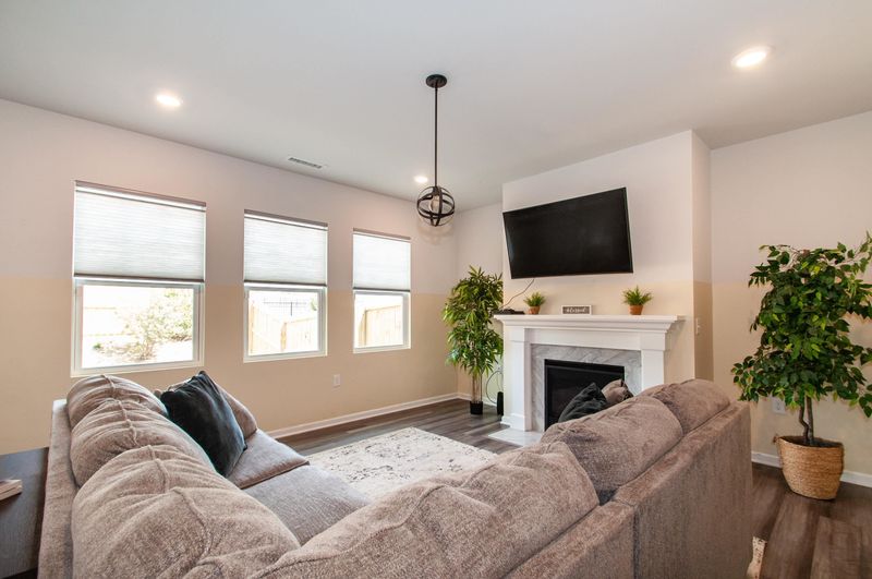 708 Eppsfield Ln, Fuquay Varina, NC 27526