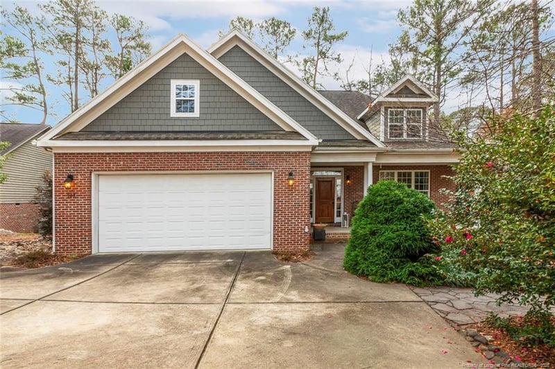 708 Essex Ct, Sanford, NC 27332