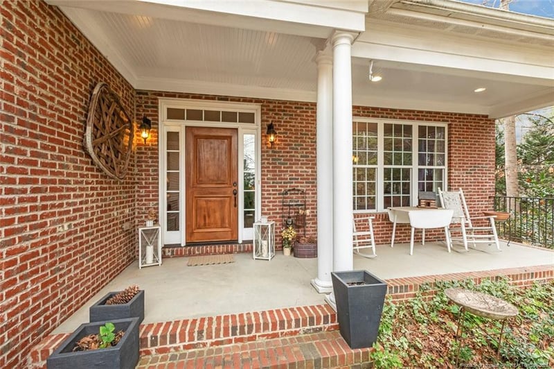 708 Essex Ct, Sanford, NC 27332