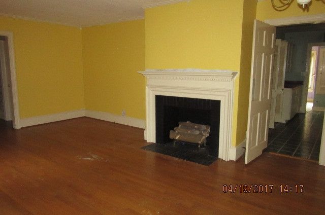 708 S First St, Smithfield, NC 27577