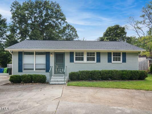 708 Glenbrook Dr, Raleigh, NC 27610