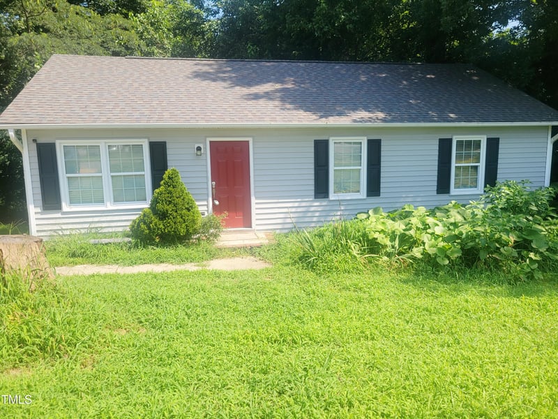 708 Ileagnes Rd, Raleigh, NC 27603