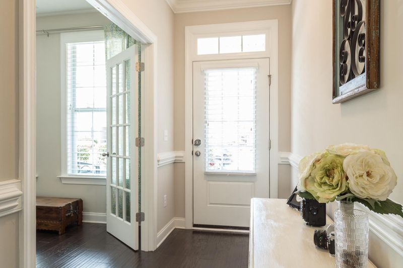 708 Laurel Spring Dr, Fuquay Varina, NC 27526