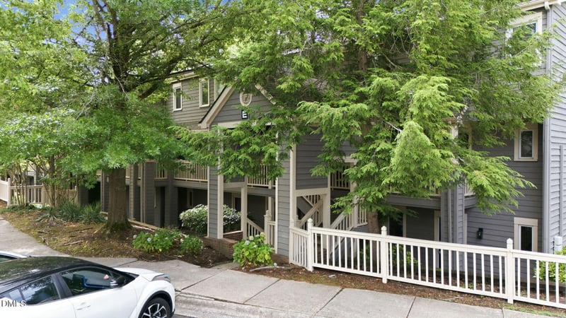 708 M L K Jr Blvd #E6, Chapel Hill, NC 27514